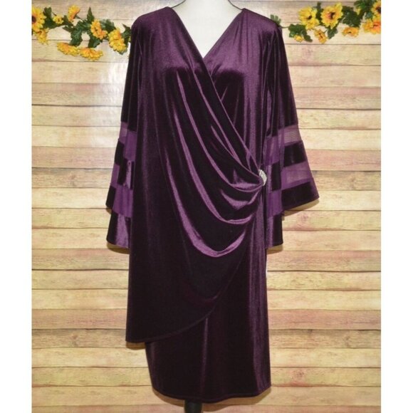 NWT R & M Richards Plum Velvet V-Neck Dress Size 18W Bell Sleeves Formal Wedding - Picture 1 of 11